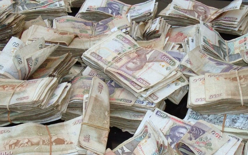 Kenya replaces old notes with new ones