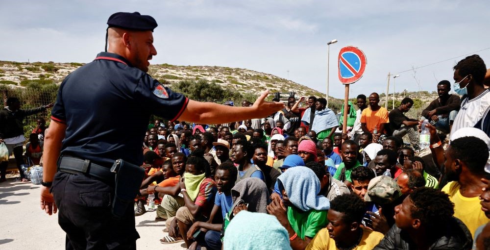 UK Pledges USD 1.2 mn to Curb Migrants Crossing the Mediterranean