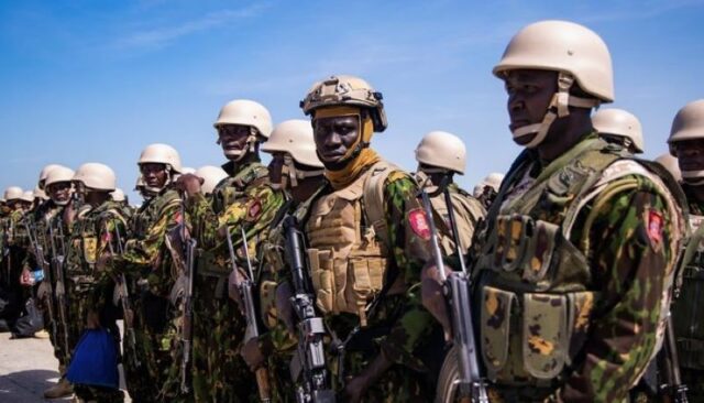 Kenyan Troops Arrive at Haiti Facing Gang Wars