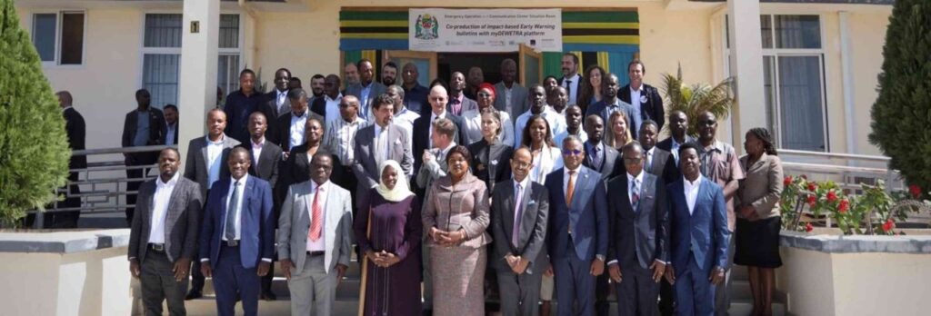 Working under the authority of the Prime Minister’s Office, the EOCC Situation Room will work to combine real-time data on current and emerging risks with data on past disasters to issue timely forecasts and bulletins. These products, through the coordination and support of the Prime Minister's office, will aim to trigger protective actions that can save lives, protect livelihoods and safeguard economic sectors.