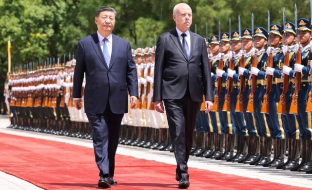 Xi Meets Tunisian President Kais Saied in Beijing