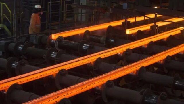 Iron Ore Demand Plummets as China’s Realty Sector Slows