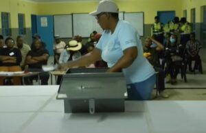 Counting Begins in Botswana: Ruling Party Has Edge; Analysts