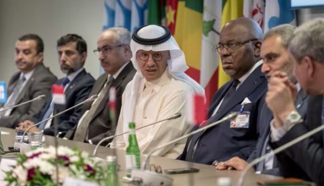 Saudi Arabia Issues Stern Warning to OPEC+ Violating Agreed Production Cuts