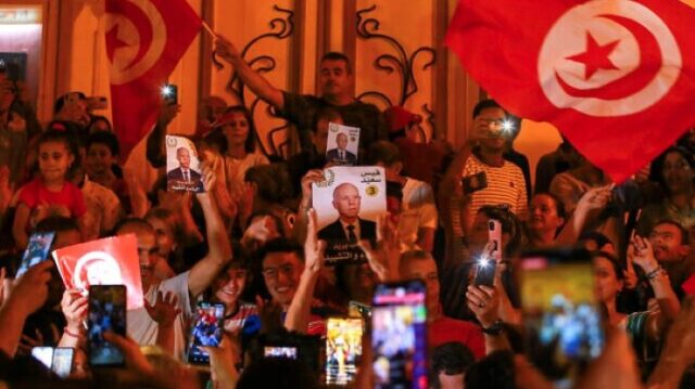 Kais Saied's Supporters Celebrate Victory Before Announcement of Results