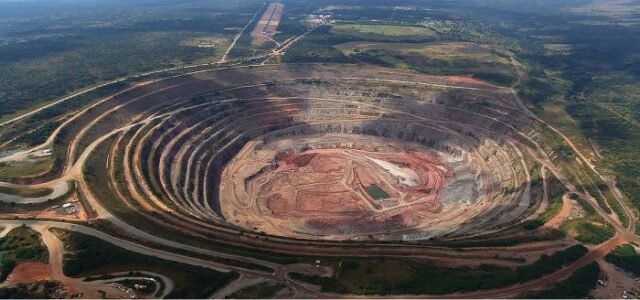 Omani Sovereign Wealth Fund Assumes Role in Angola’s Diamond Mining, Replacing Russian Alrosa