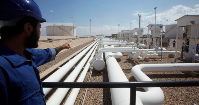 Protesters in Libya Shut Down Key Oil Distribution Valves