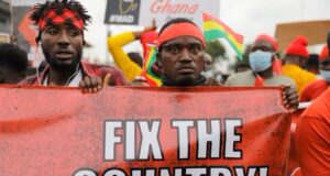 Ghanaians Seek Eluding Economic Stability