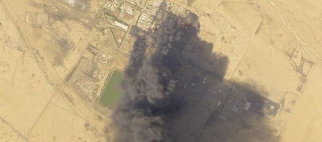 Fire Destroys Oil Refinery in Sudan: Warring Groups Blame Each Other