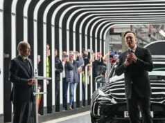 Musk’s Tesla Car Sales Slip in EU