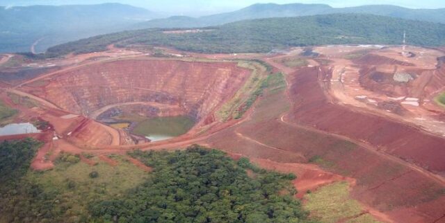 Lake Victoria Lake Victoria Gold stands out as a key beneficiary. Operating in Tanzania’s Lake Victoria Goldfields, the company has transitioned from exploration to mining, securing four 10-year Mining Licences for its Tembo Project.