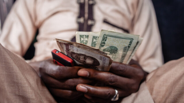 Mozambique Dollar Mozambique is facing acute dollar shortages, which is grossly affecting its food and oil imports. It is now taking a more serious toll as companies struggle to source crucial inputs like wheat, according to the Mozambique Bakers Association.