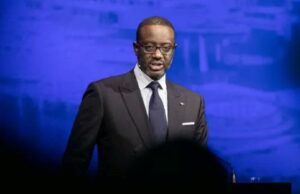 Tidjane Thiam, a former Credit Suisse CEO, won a near-unanimous vote to represent the Democratic Party of Ivory Coast in an upcoming presidential election.