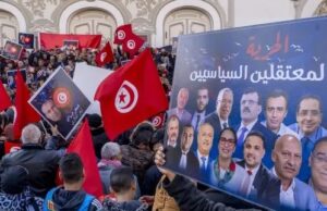 Tunisia has dramatically expanded the use of politically motivated arrests and prosecutions to intimidate and silence critics, according to a Human Rights Watch (HRW) report released.