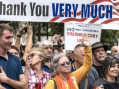 The first group of white Afrikaans-speaking South Africans is reportedly due to arrive in the United States early next week. They claim to be persecuted in their home country and have been granted “refugee status” by President Donald Trump.