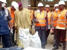Cameroon has inaugurated its first-ever chemical fertiliser production plant, marking a major milestone in reducing reliance on expensive imports and strengthening domestic agriculture. The facility, launched on May 7 by Agriculture Minister Gabriel Mbaïrobé, is located in Bonaberi, Douala.