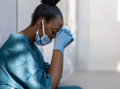 Zimbabwe Blocks Thousands of Nurses from Migrating to UK Amid Health System Crisis