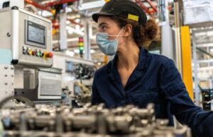 Morocco's national unemployment rate edged down slightly in the first quarter of the year