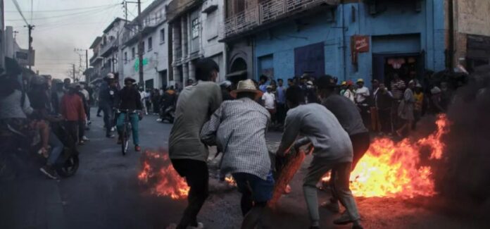 Protesters in Madagascar Continue with Stir Peacefully Despite Removal of Energy Minister