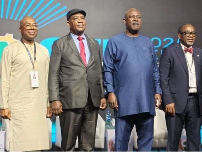 Nigeria Pledges Full Support for Dangote Refinery Expansion to 1.4 mn Barrels Daily