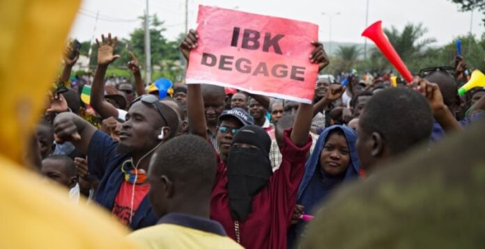 Fuel Blockade Causes Set to Cause Political Turmoil in Mali: Reports