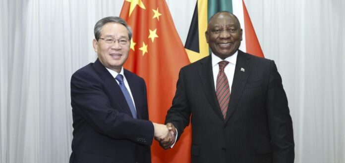 China to Work with South Africa to Strengthen Mutual Political and Economic Trust