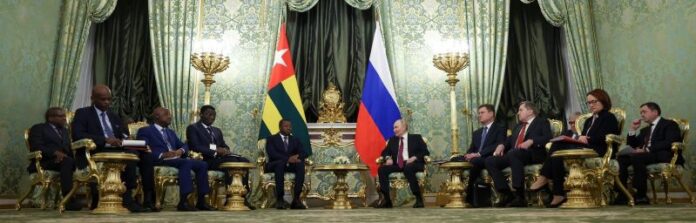 Putin Meets Togolese Prime Minister Faure Gnassingbe in Moscow