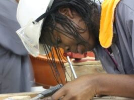 Uganda: 350 Kingfisher-Area Residents Gain Vocational Skills, Startup Kits to Boost Sustainable Livelihoods Uganda: 350 Kingfisher-Area Residents Gain Vocational Skills, Startup Kits to Boost Sustainable Livelihoods